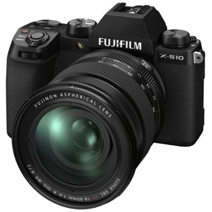 Fujifilm X-S10 mit XF 16-80 mm F4 R OIS WR